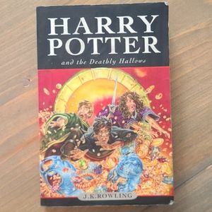 Harry Potter and the Deathly Hallows paperback